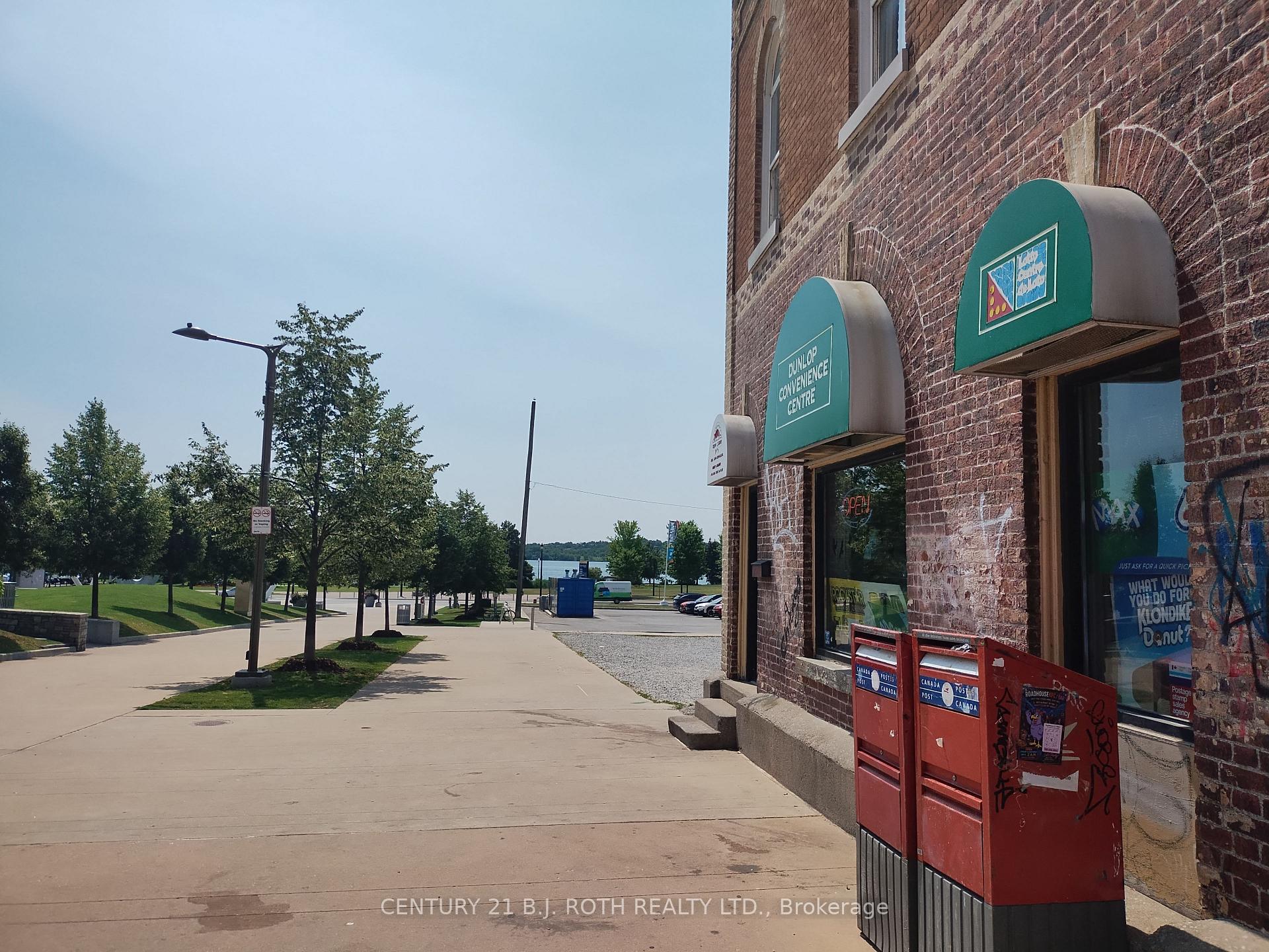 57-59 Dunlop Street E