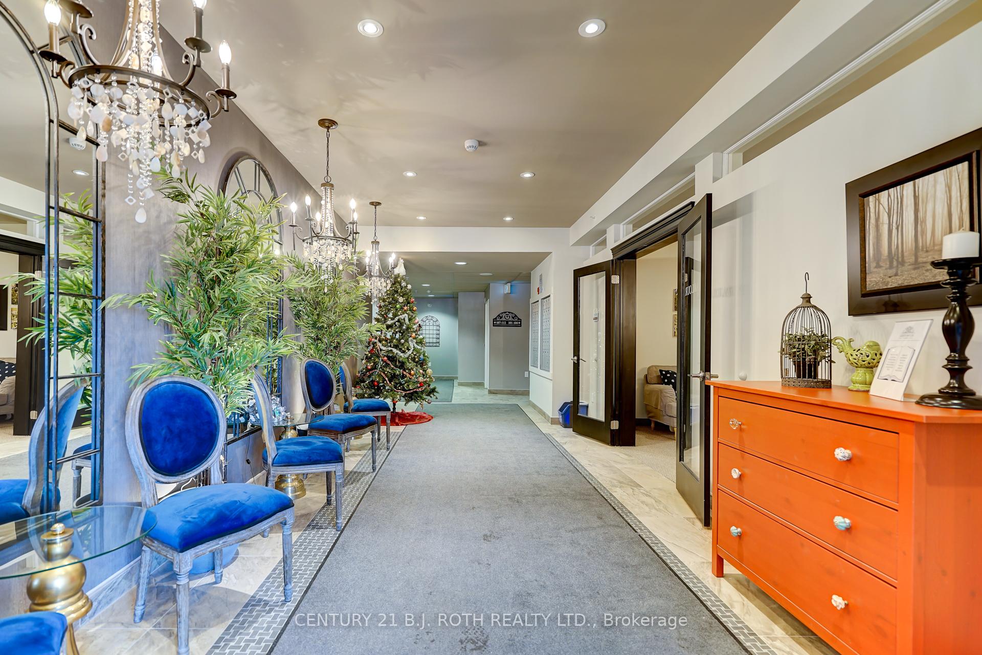 7 GREENWICH Street 407