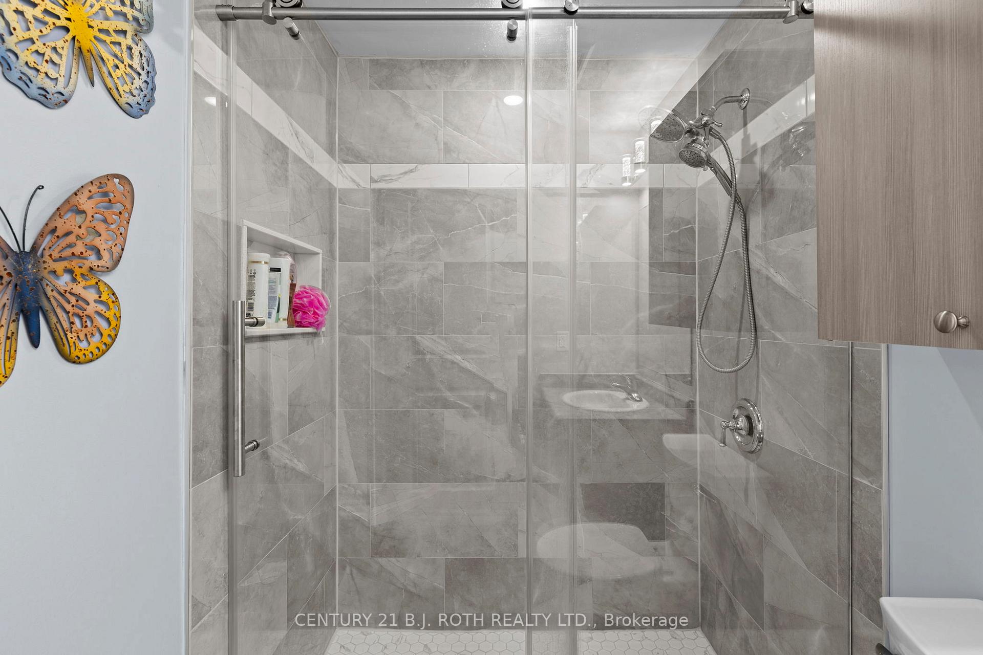 7 GREENWICH Street 407