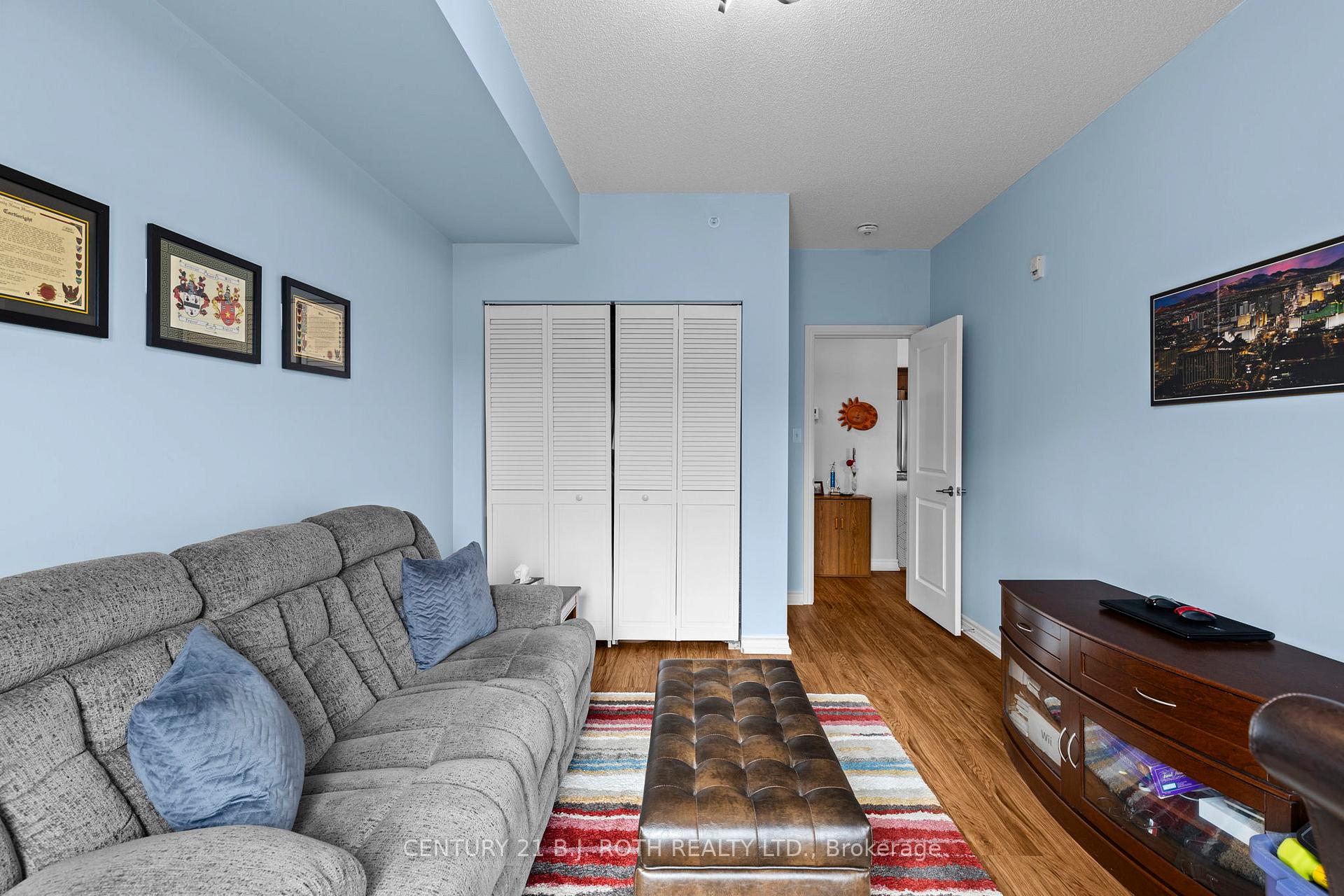 7 GREENWICH Street 407