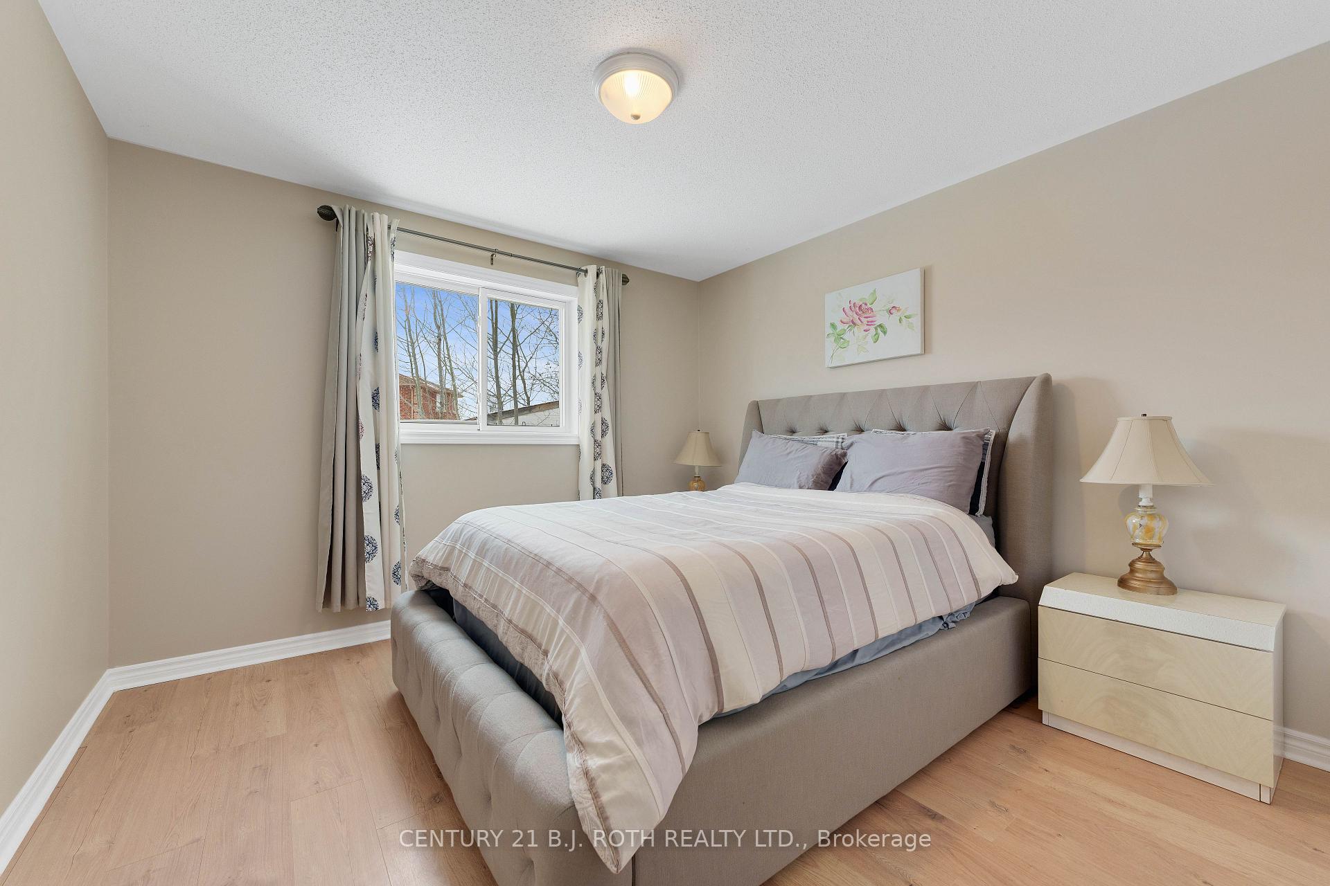 361 Georgian Drive UPPER