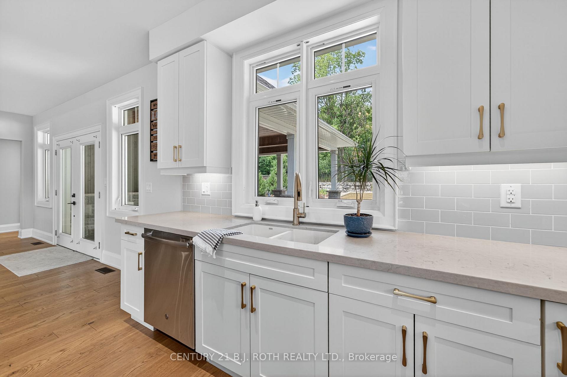 300 Shanty Bay Road