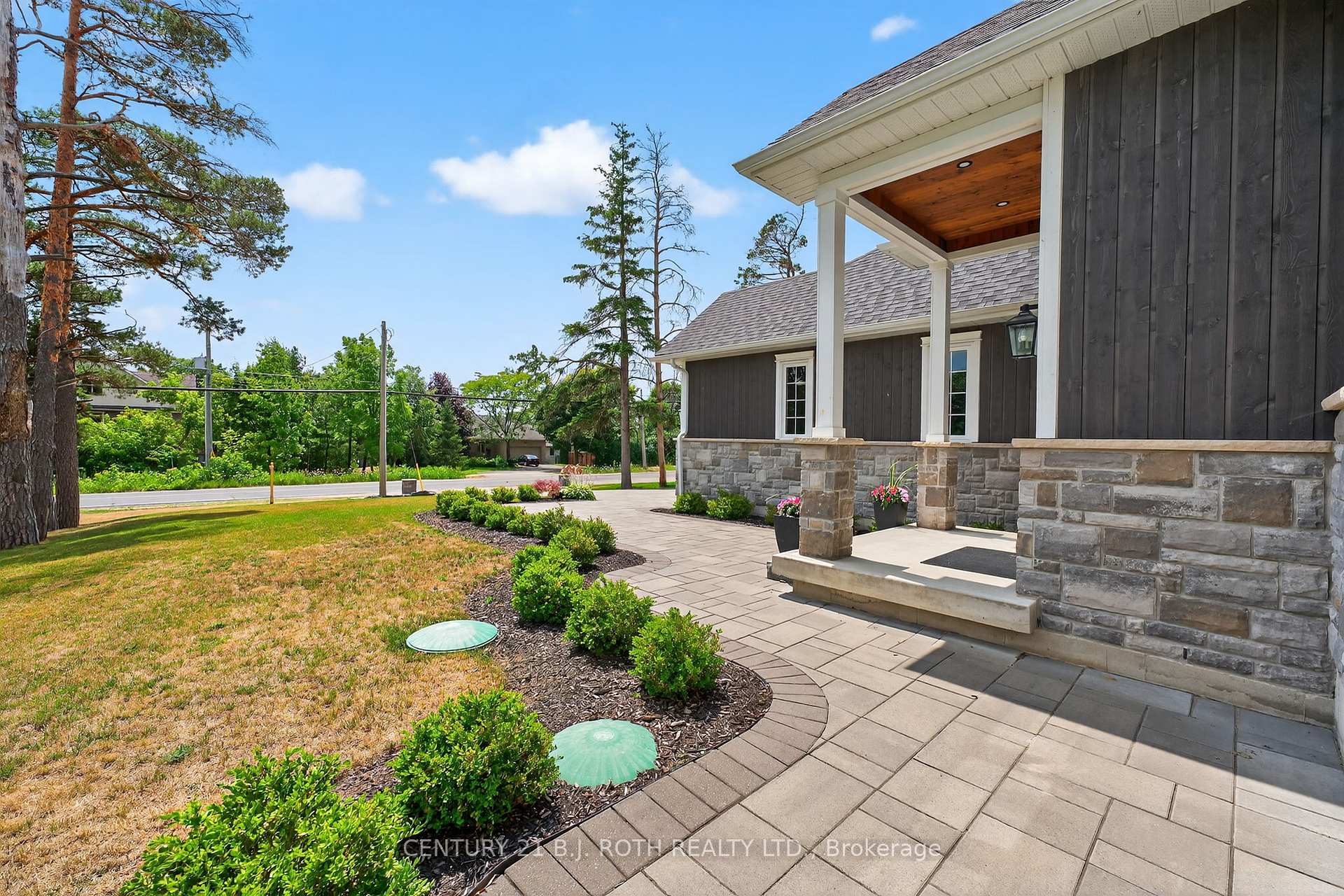 300 Shanty Bay Road