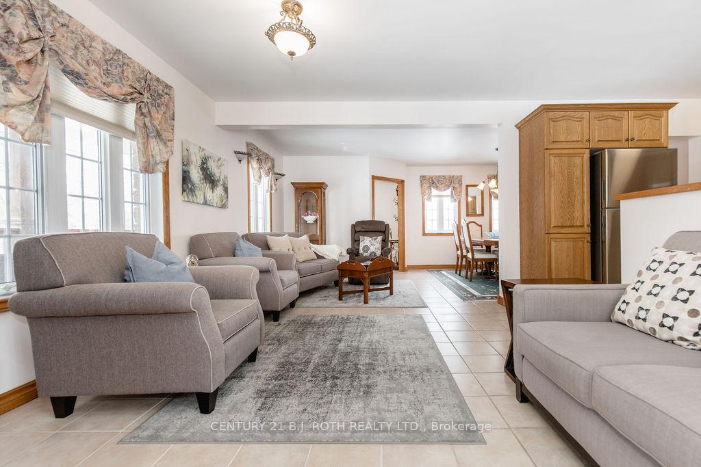 1187 French Road