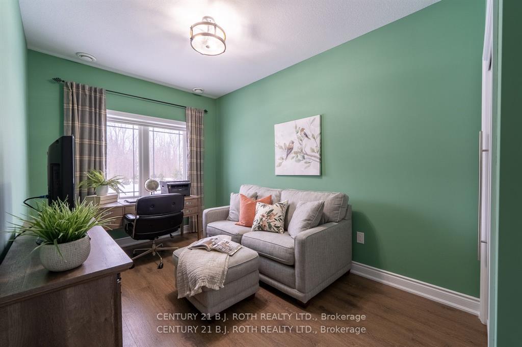 251 Lucy Lane
