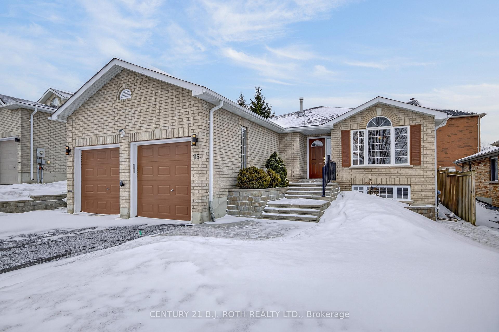 115 Lion's Gate Boulevard