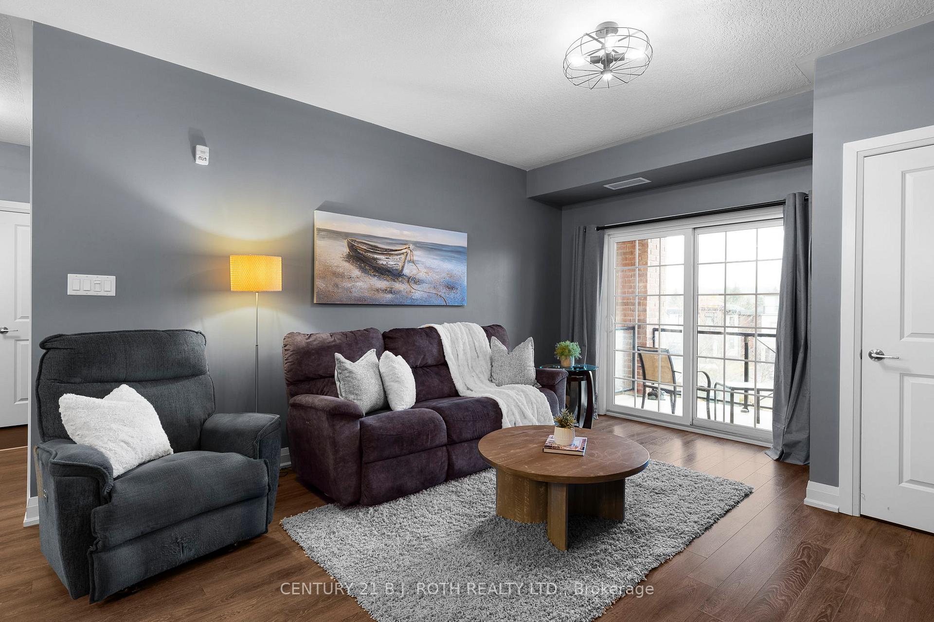 5 Greenwich Street 207