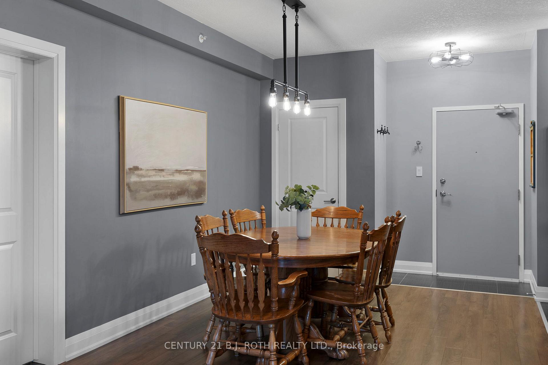 5 Greenwich Street 207