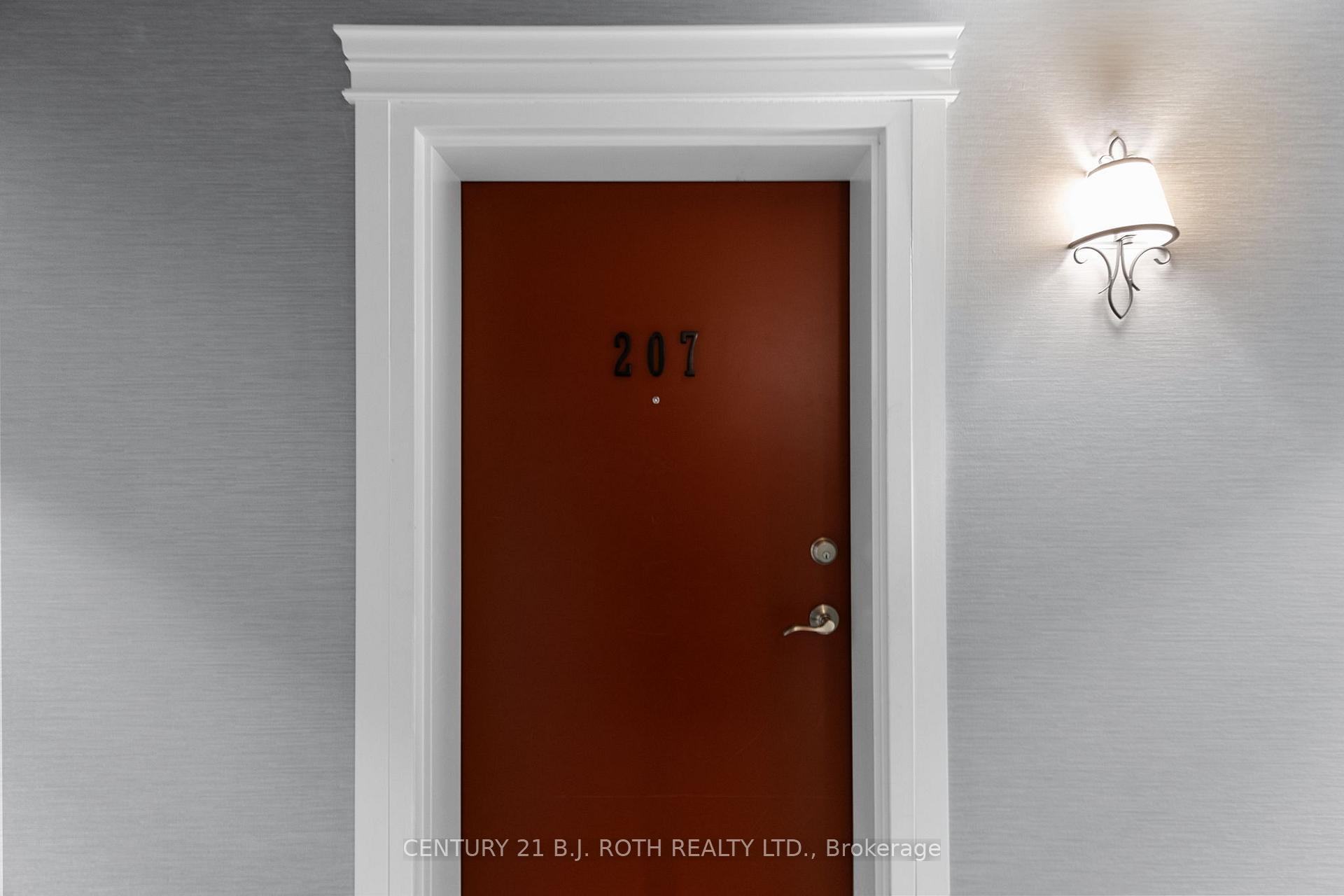 5 Greenwich Street 207