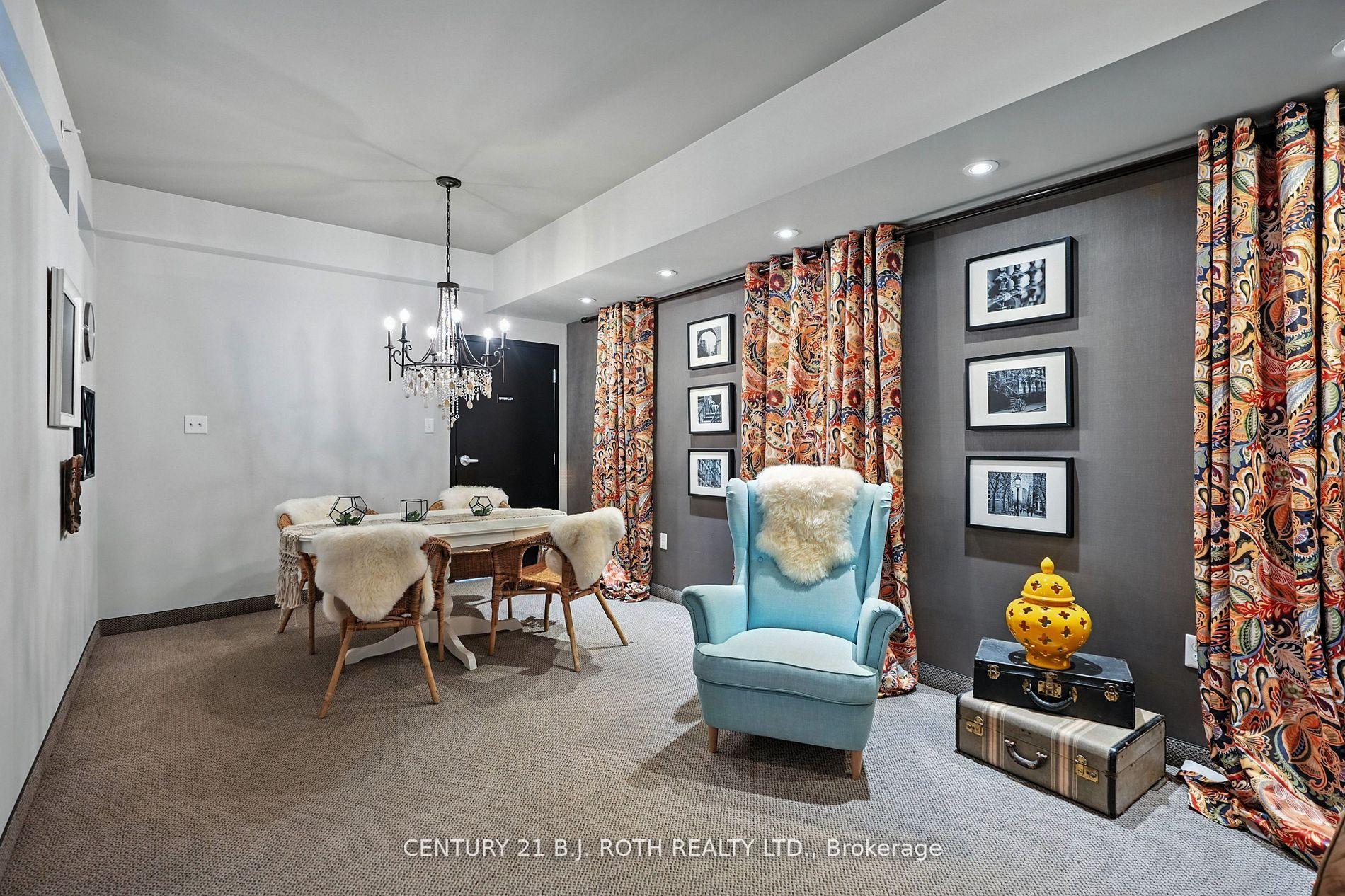 5 Greenwich Street 207