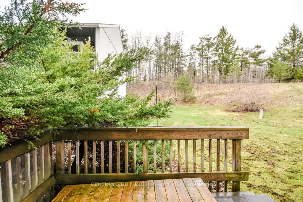 1102 Horseshoe Valley Road 219