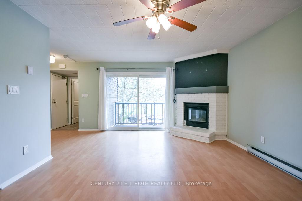 1102 Horseshoe Valley Road 219