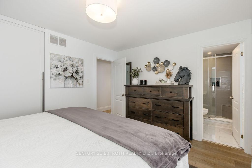 15 Sugarbush Road