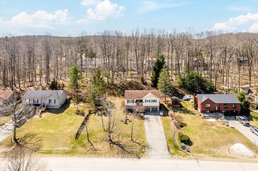 15 Sugarbush Road