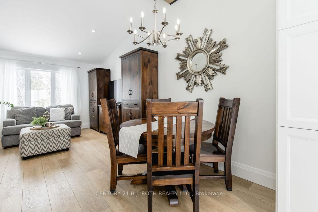 15 Sugarbush Road