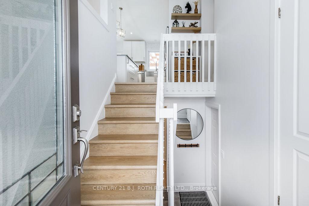 15 Sugarbush Road