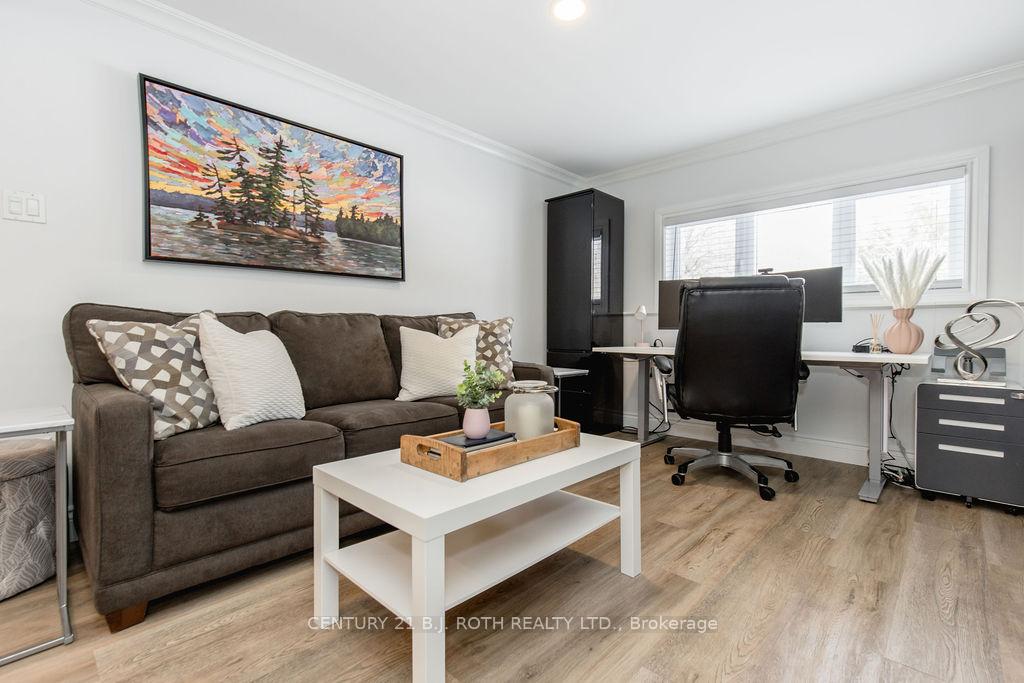 15 Sugarbush Road
