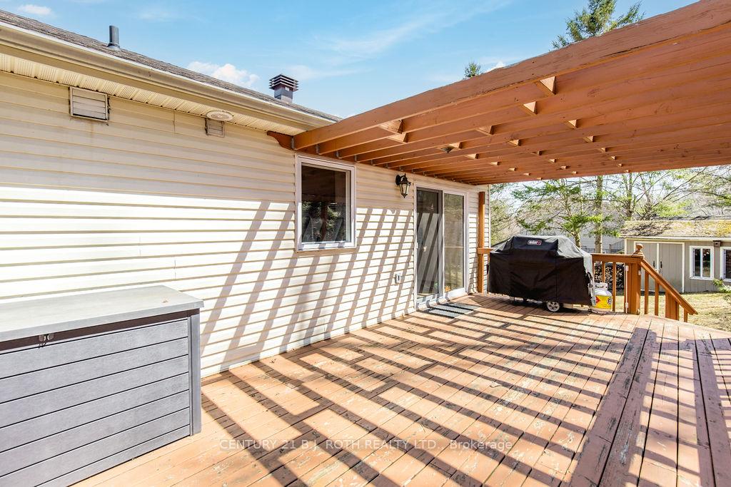 15 Sugarbush Road