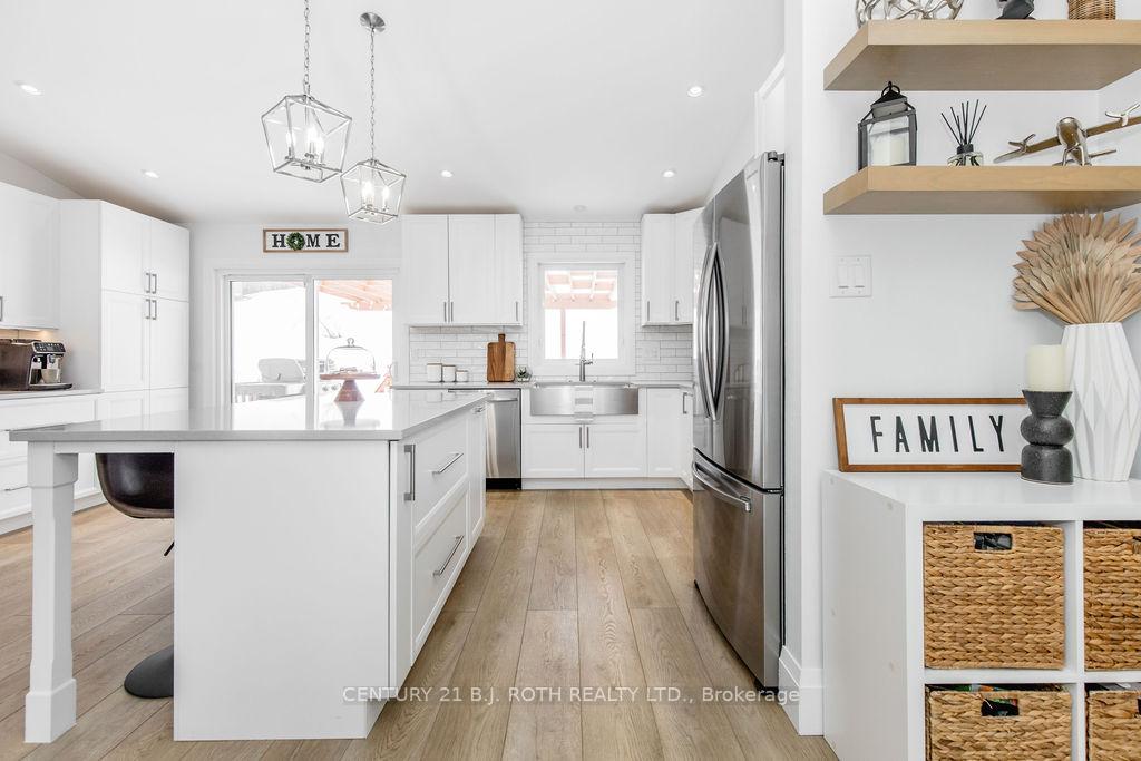 15 Sugarbush Road