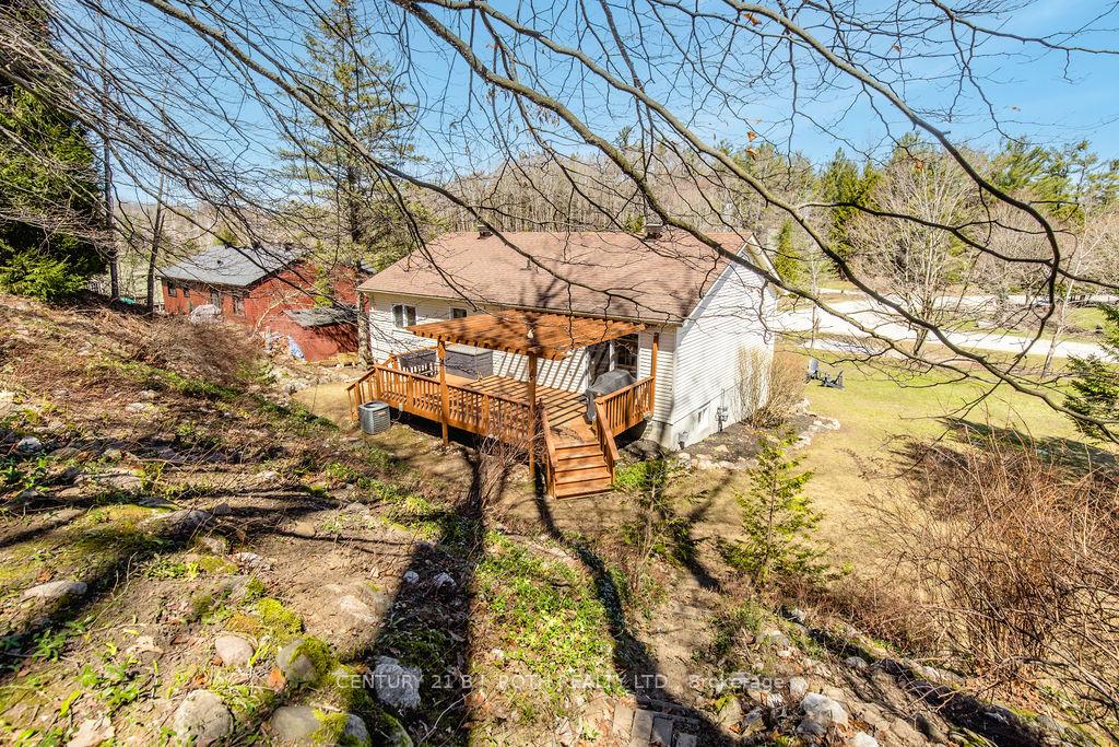 15 Sugarbush Road