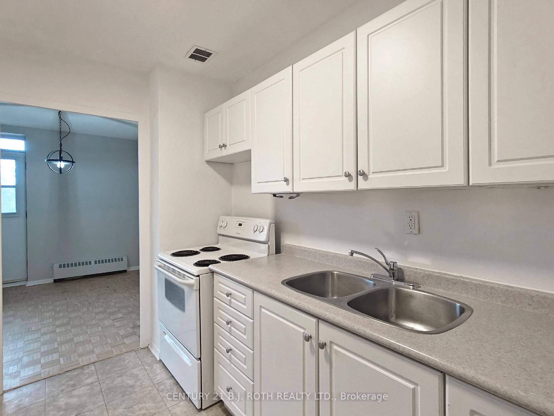 37 Peel Street 405