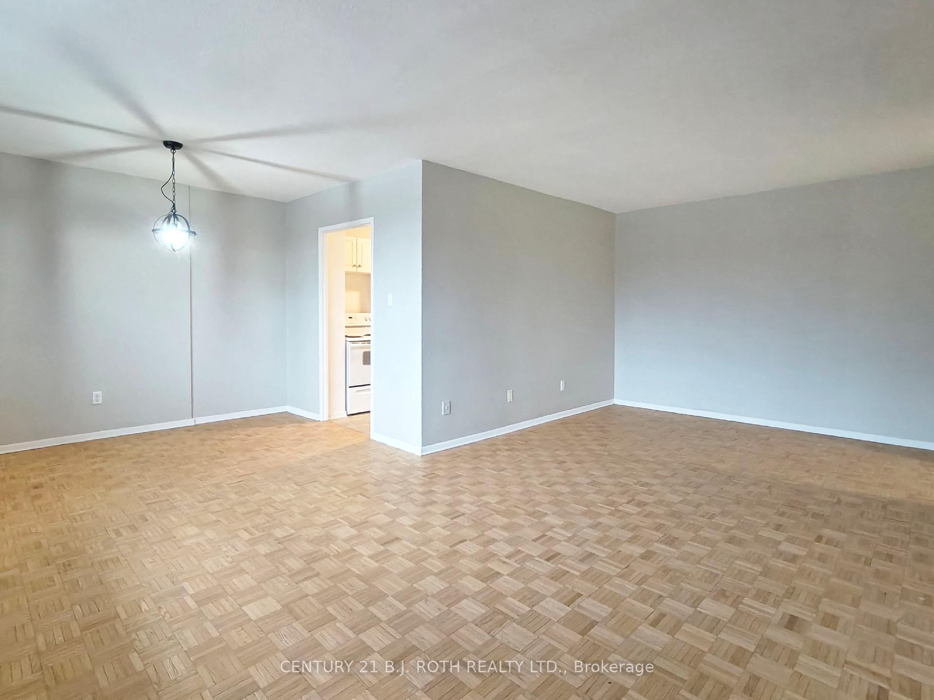 37 Peel Street 405