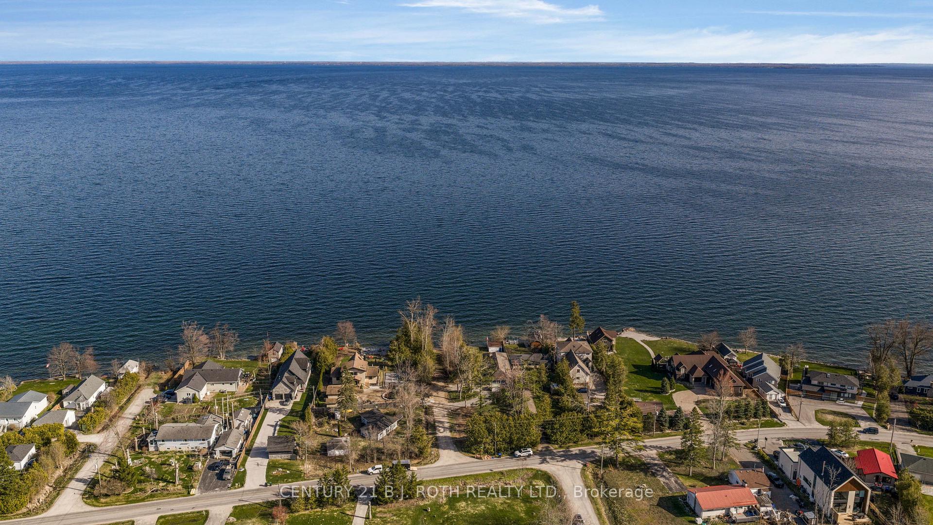 49 Lakeshore Road