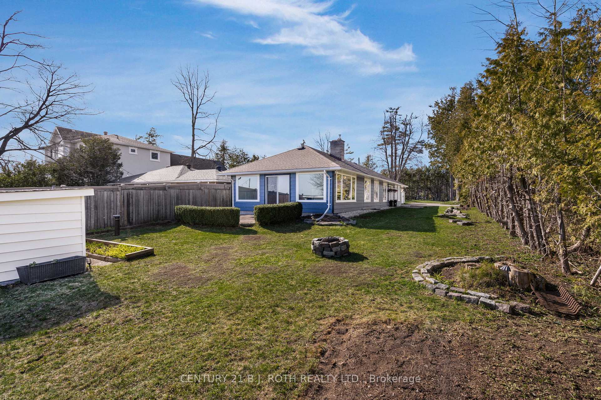 49 Lakeshore Road