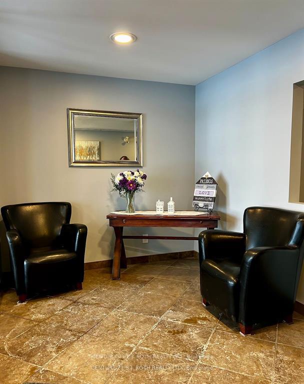 500 Mapleview Drive W 203