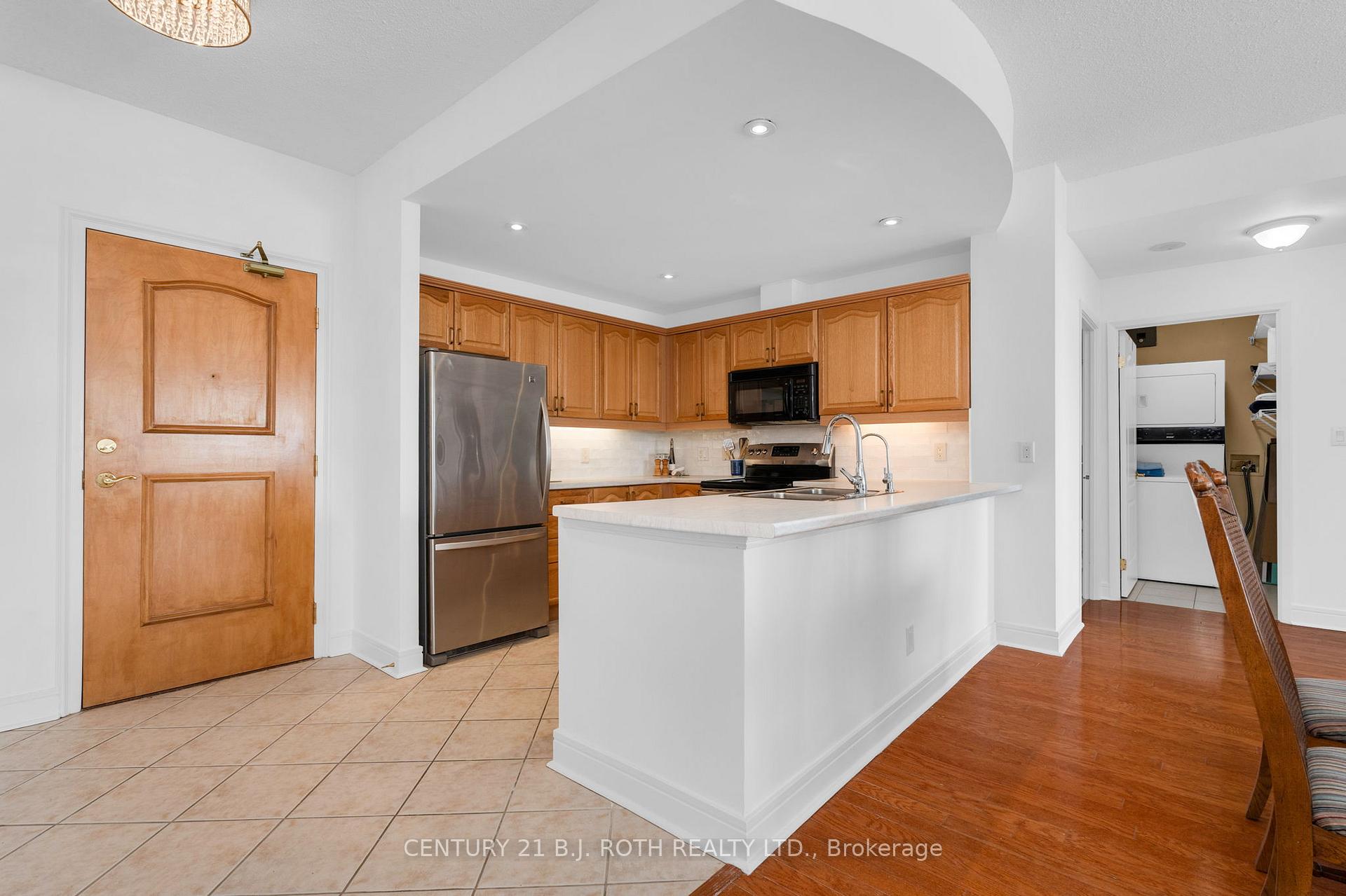 2 Toronto Street 1402