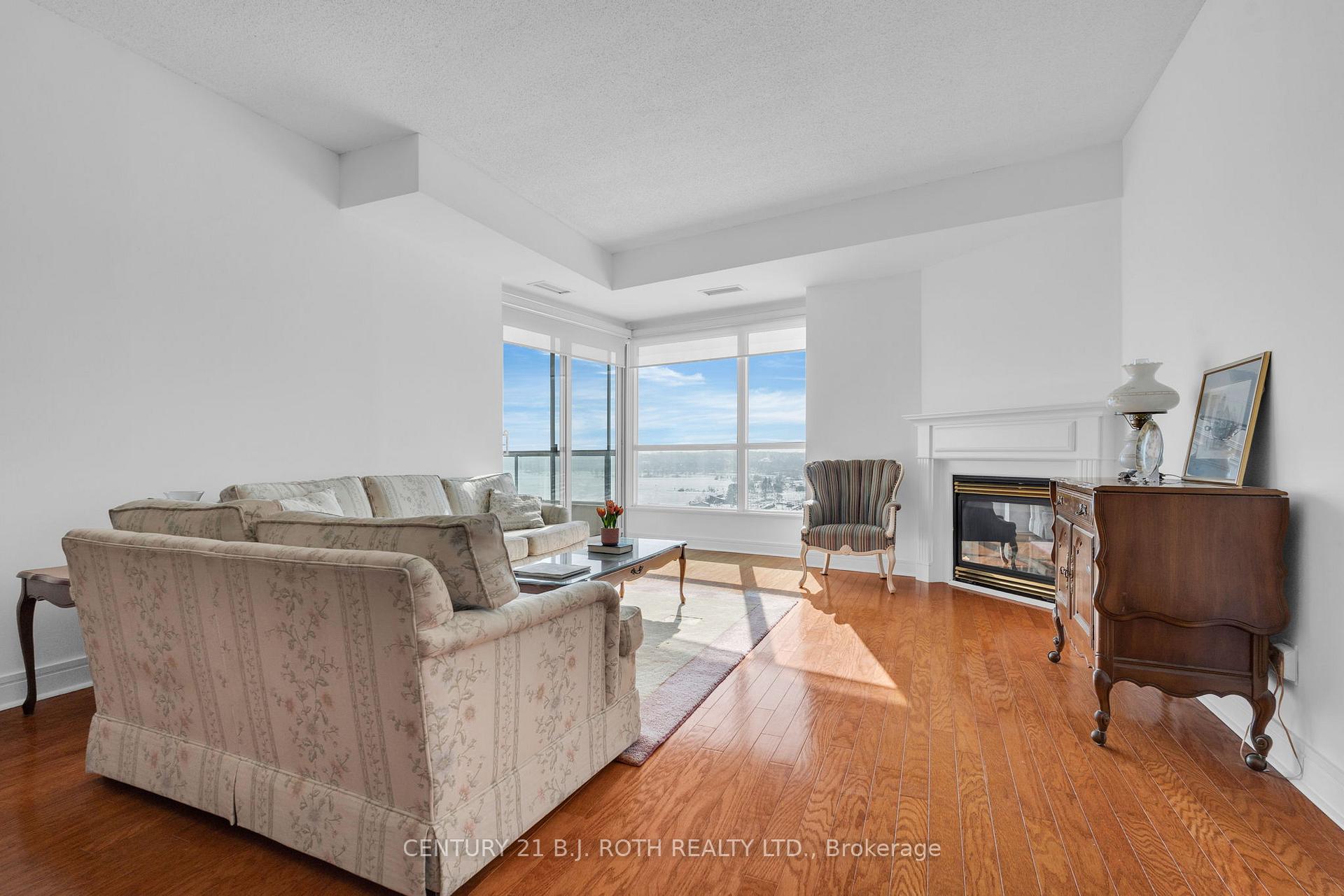 2 Toronto Street 1402