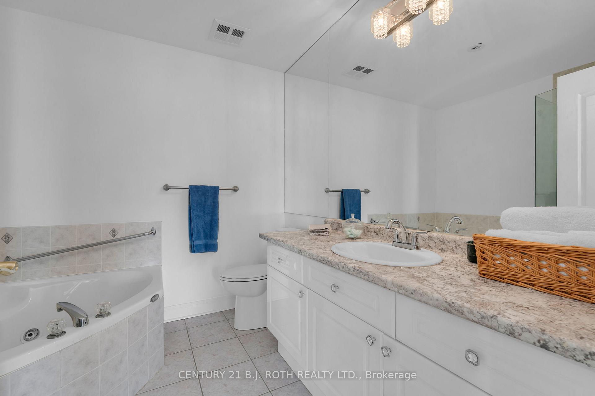 2 Toronto Street 1402