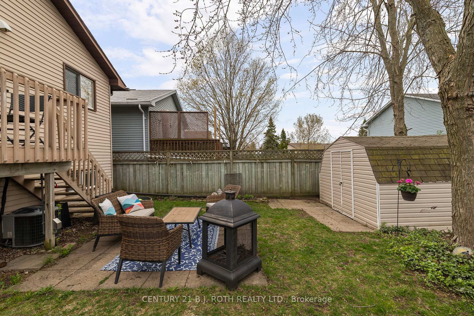 197 Westmount Drive S