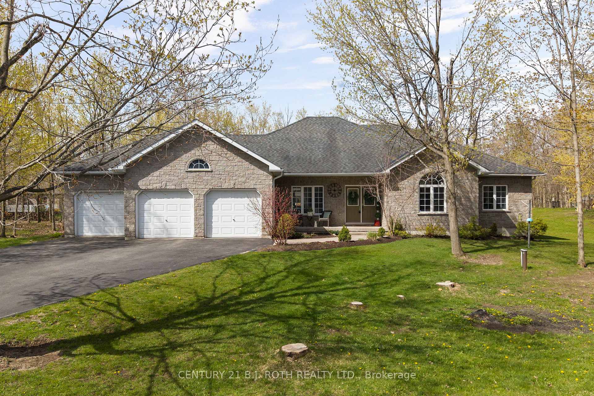 6 Hemlock Crescent