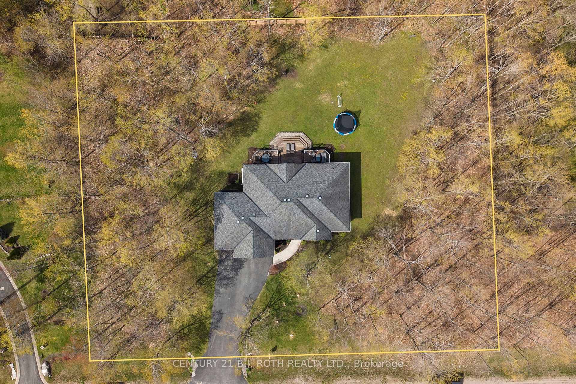 6 Hemlock Crescent