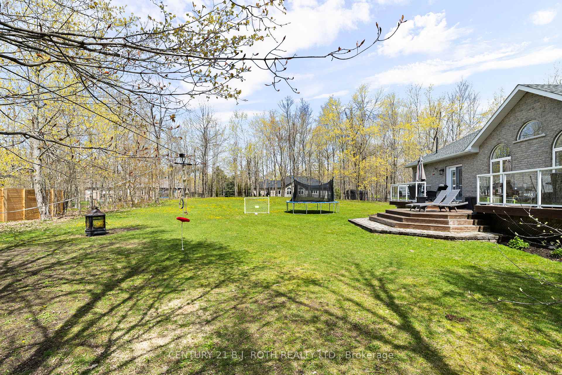 6 Hemlock Crescent