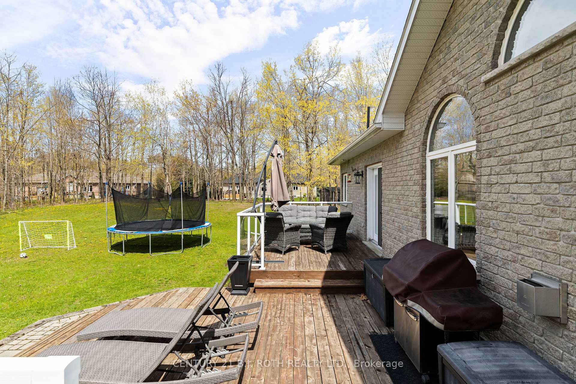 6 Hemlock Crescent