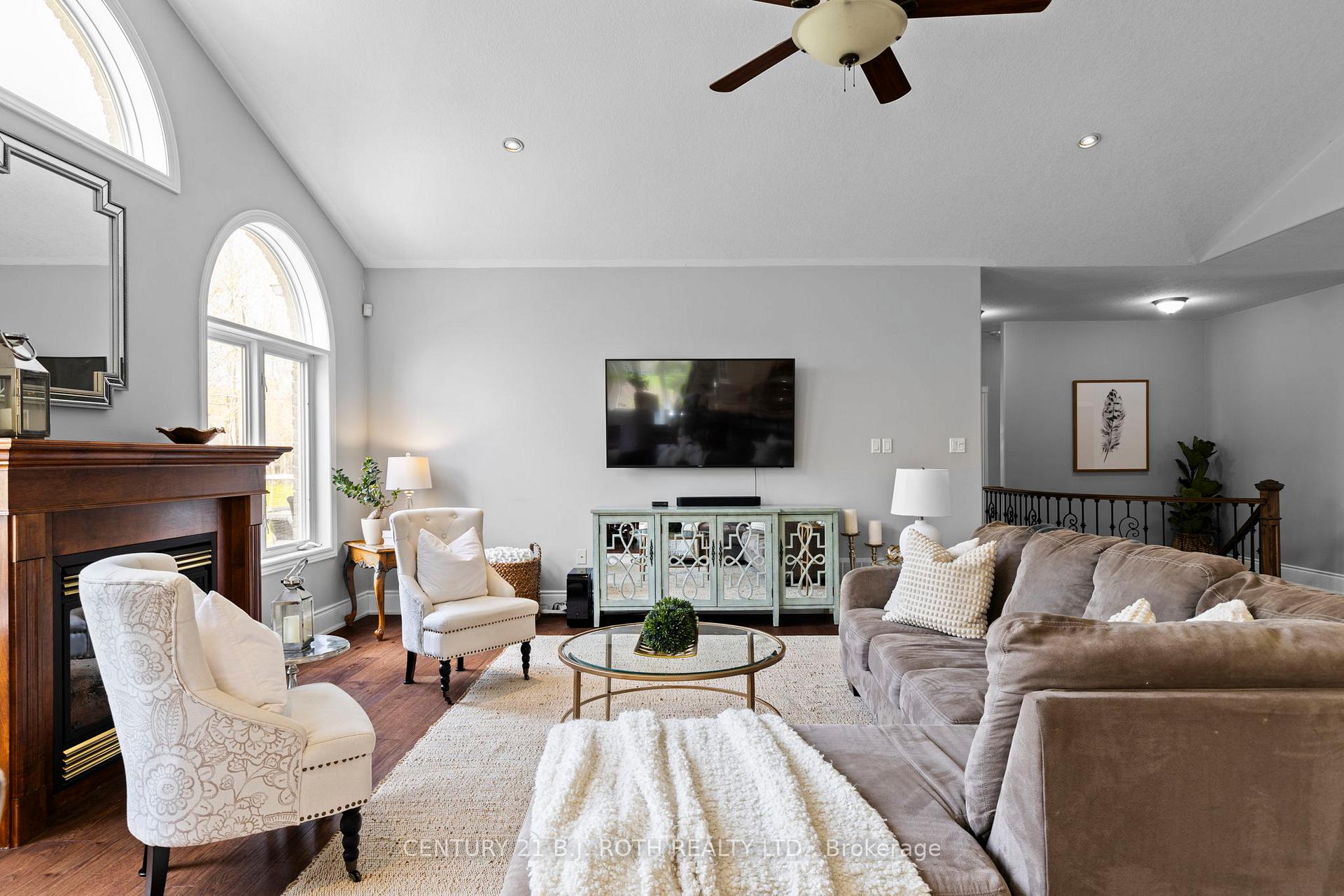 6 Hemlock Crescent