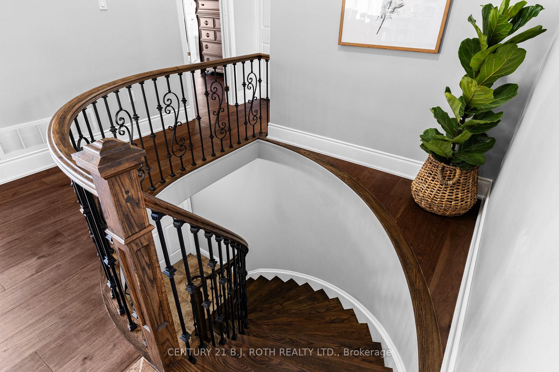 6 Hemlock Crescent