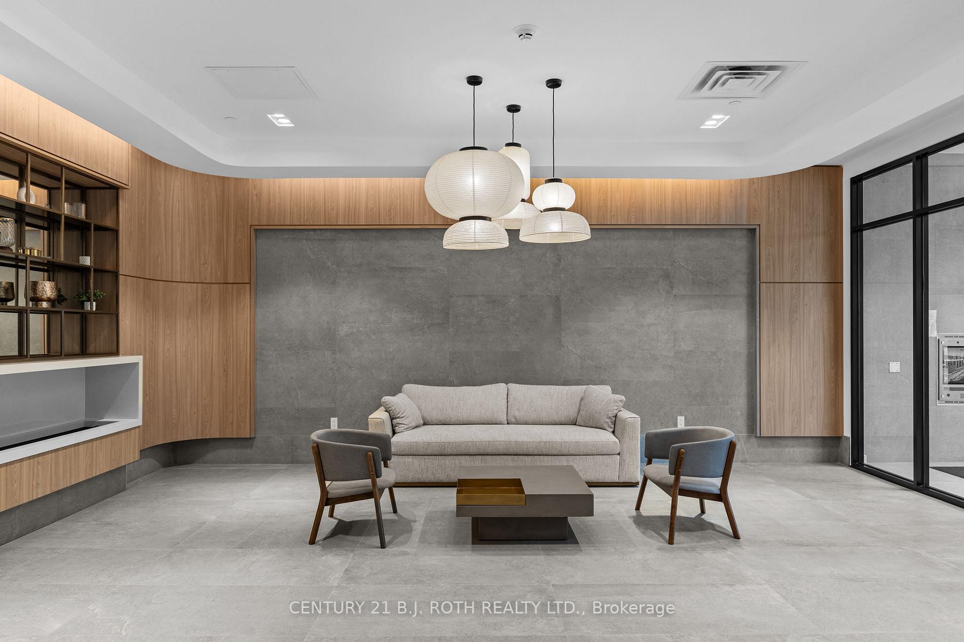 185 dunlop Street E 715