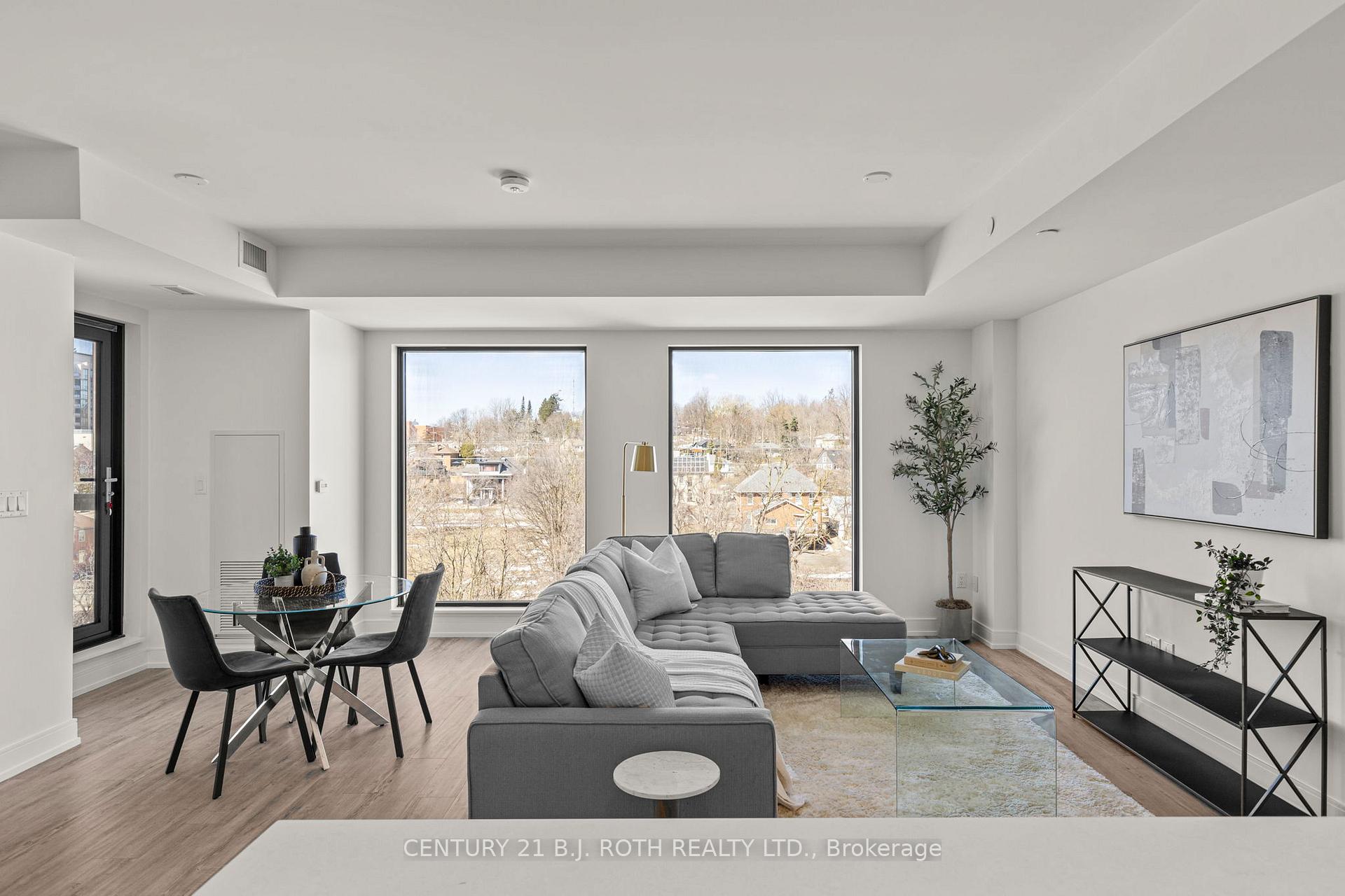 185 dunlop Street E 715