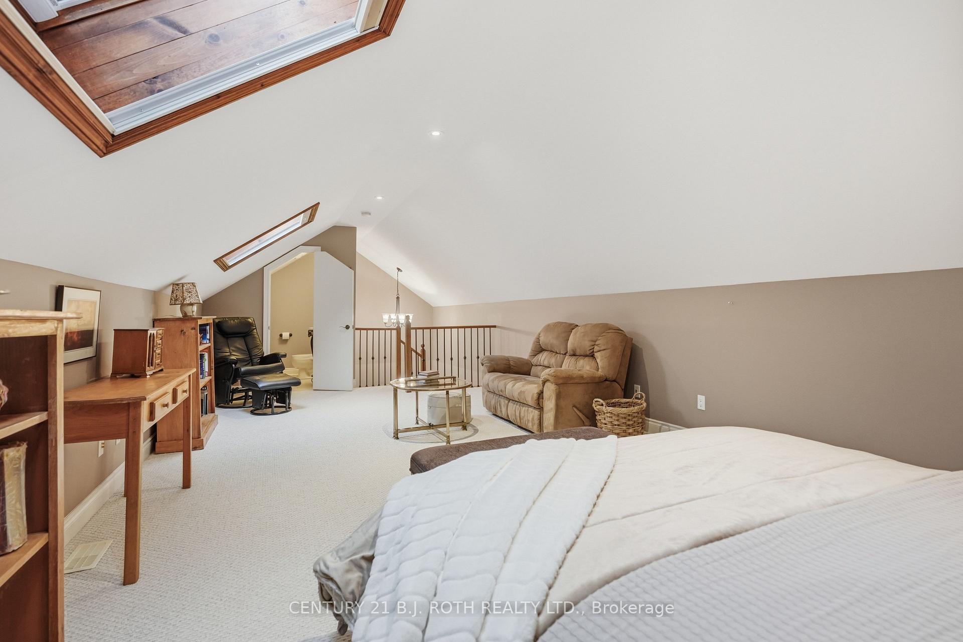6 Lloyd Cook Drive E