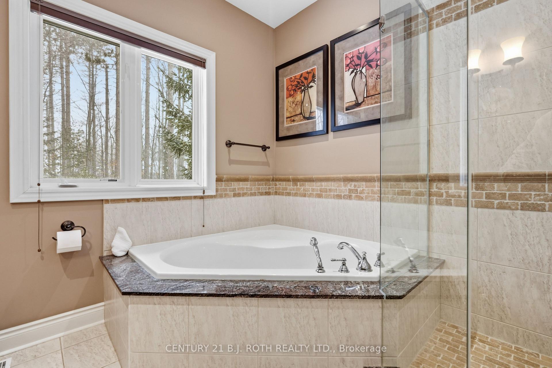 6 Lloyd Cook Drive E