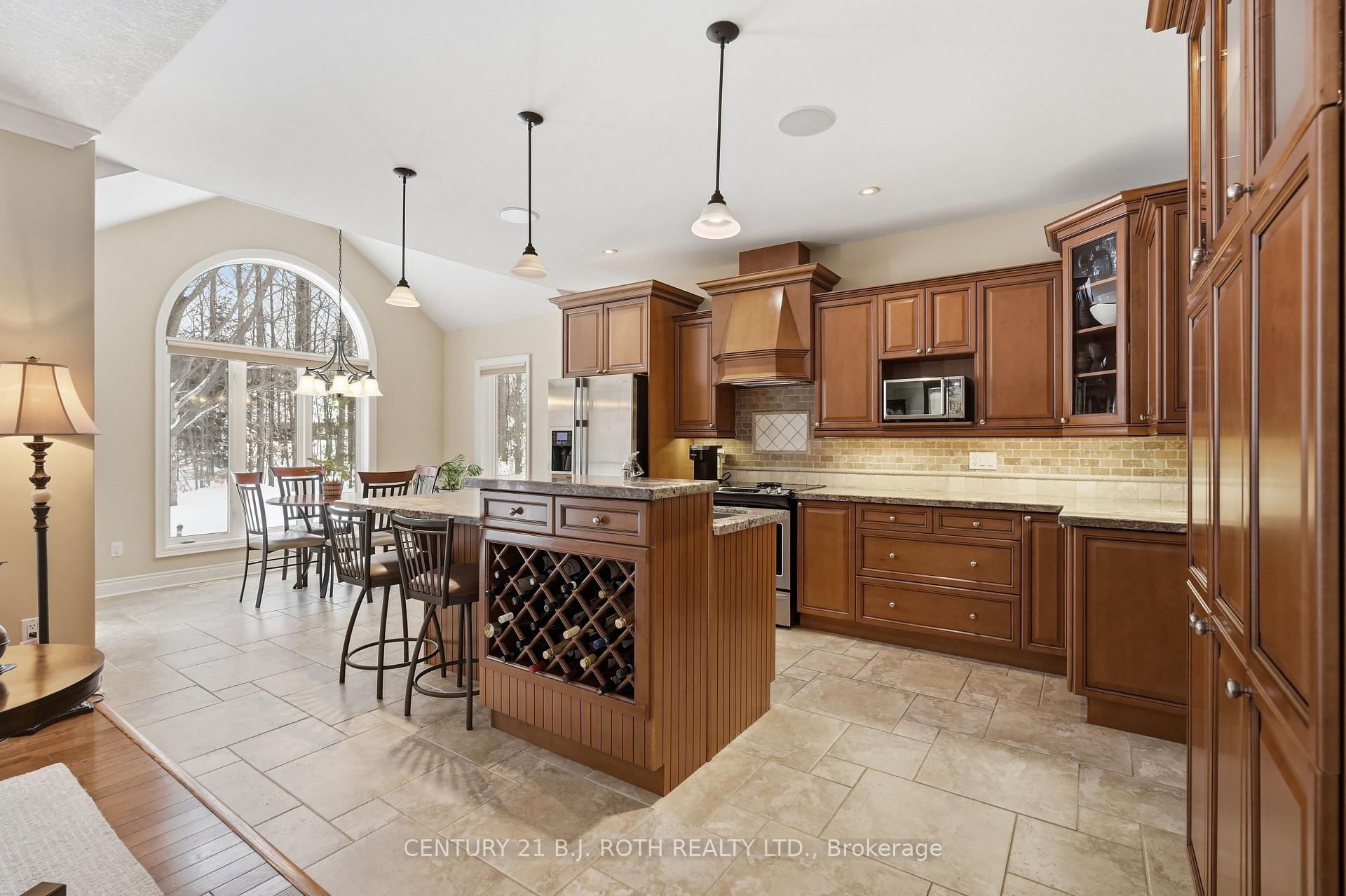 6 Lloyd Cook Drive E