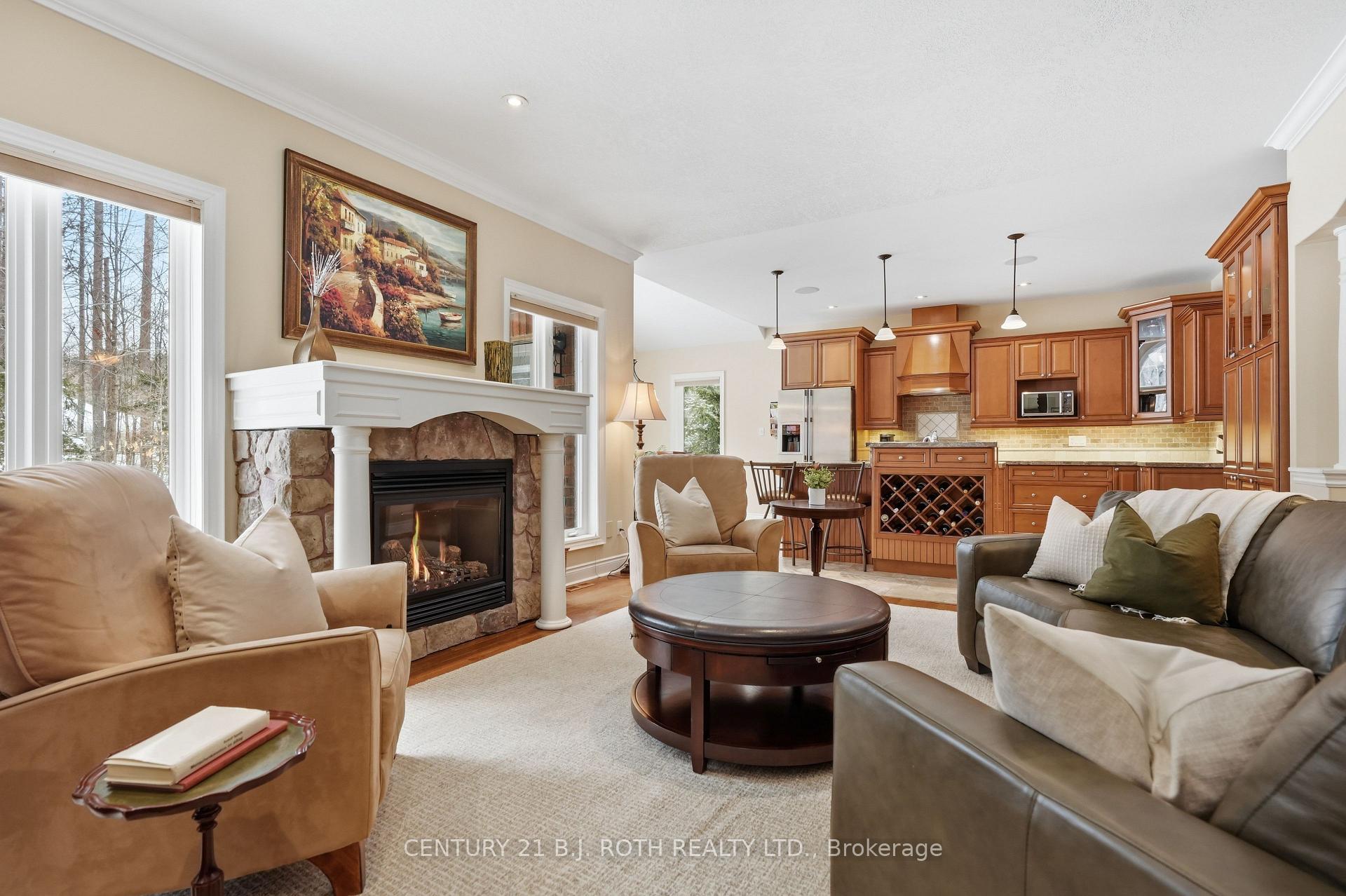 6 Lloyd Cook Drive E