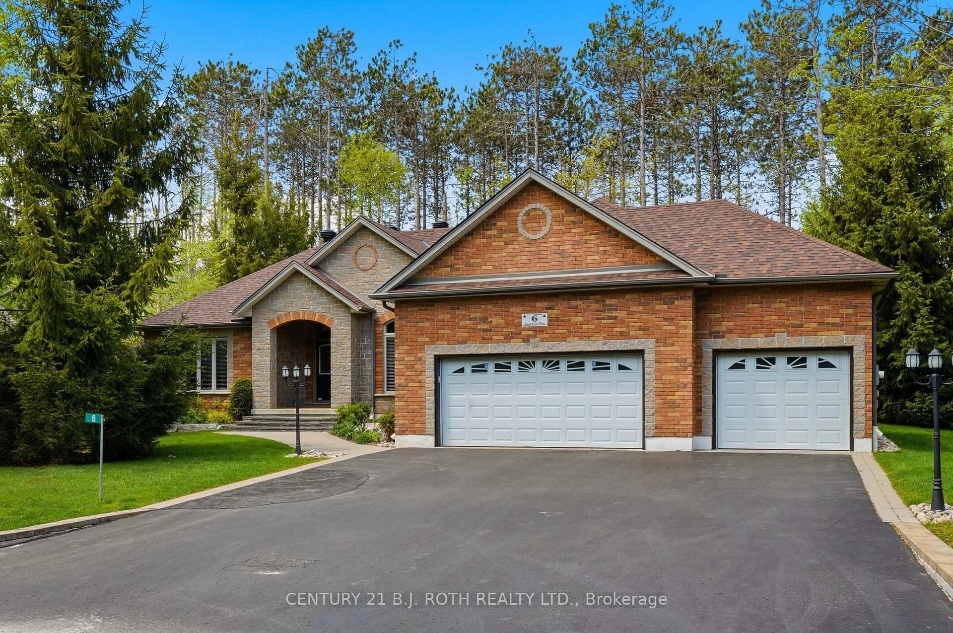6 Lloyd Cook Drive E
