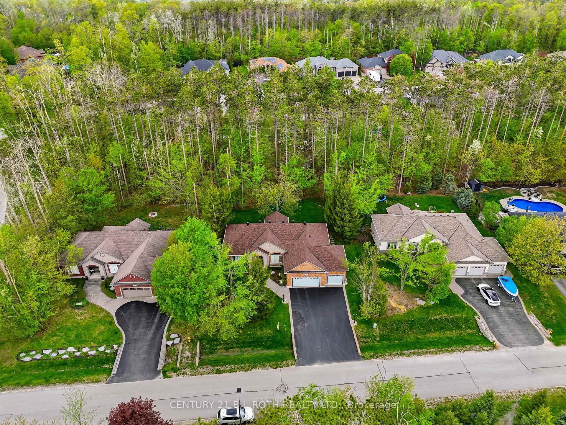 6 Lloyd Cook Drive E