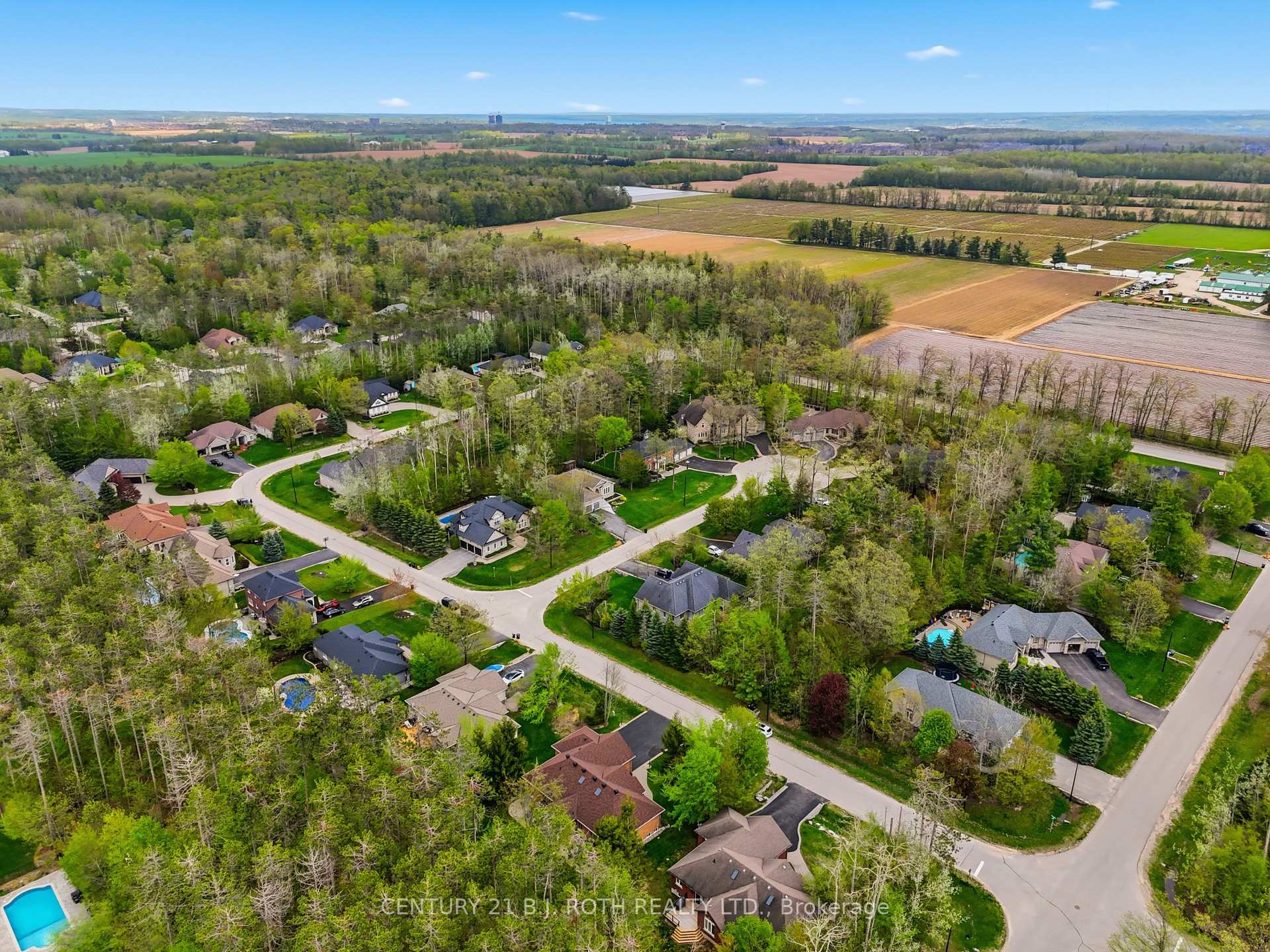 6 Lloyd Cook Drive E