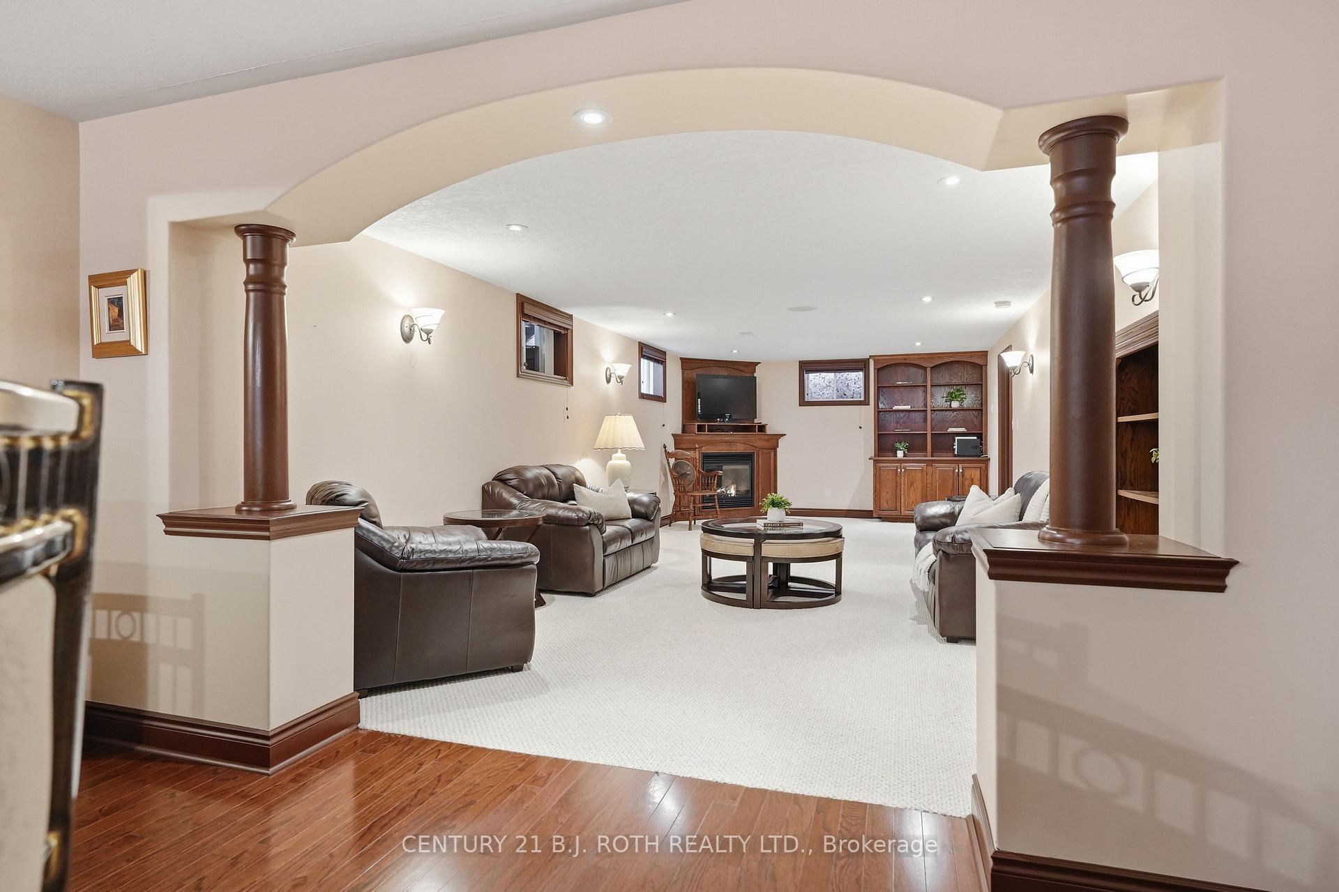 6 Lloyd Cook Drive E