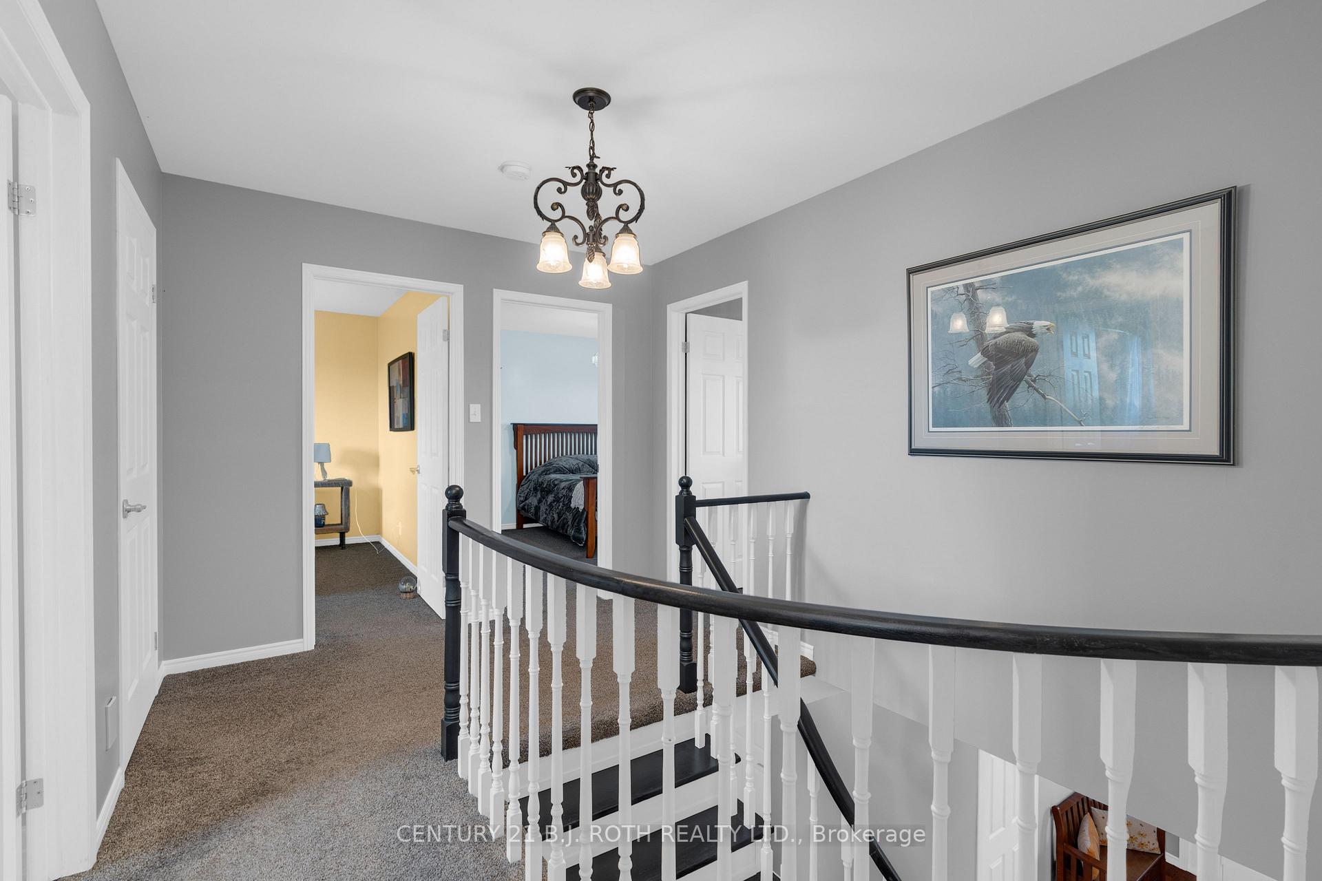 37 Laurentian Lane